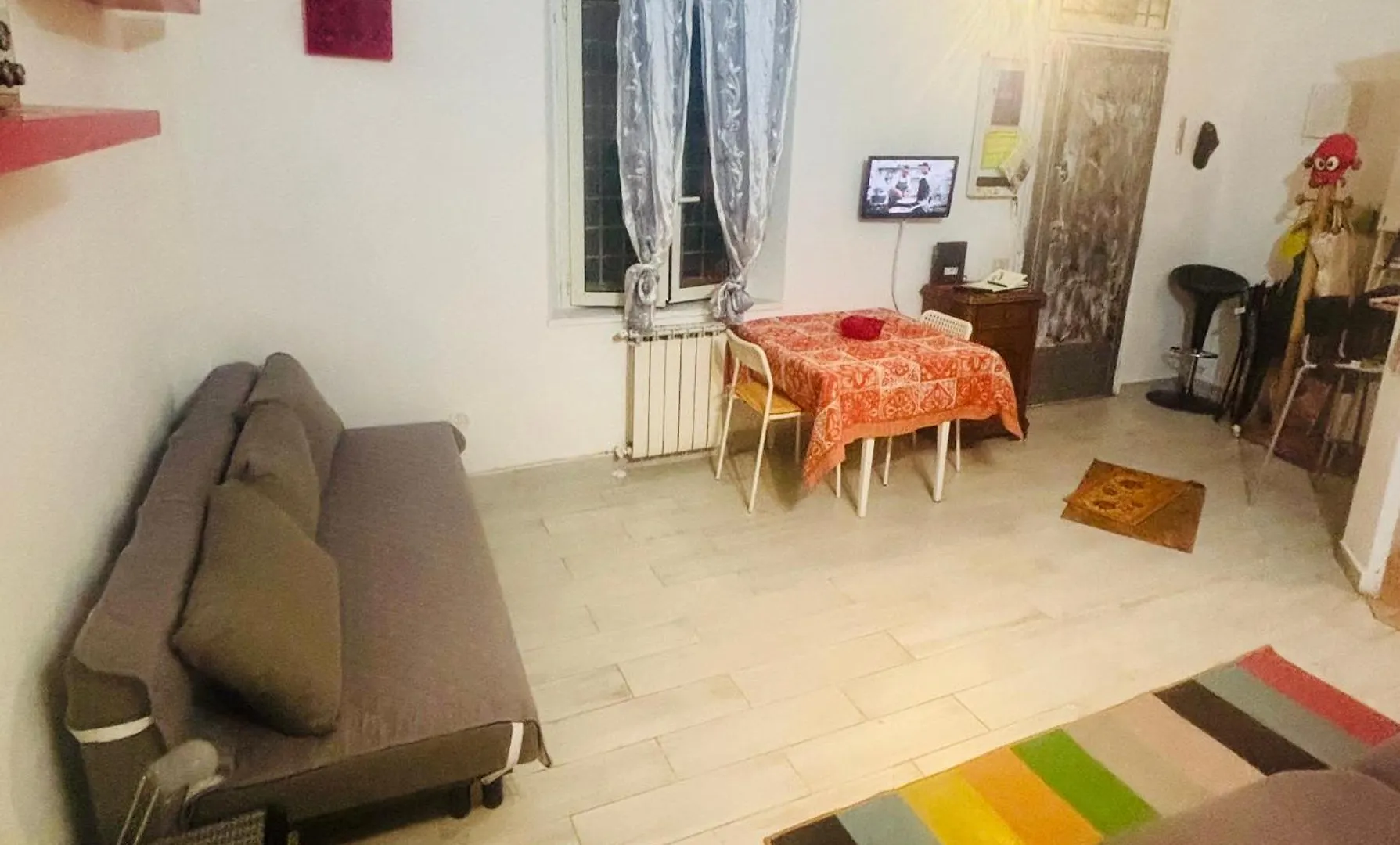 Apartment Benny House In The Park Close To Gemelli And Fl3 To S Peter And City Center Rome Italy